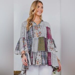 NEW Younng Threads Gray and Purple Asymmetrical Bell Sleeve Tunic Size Small